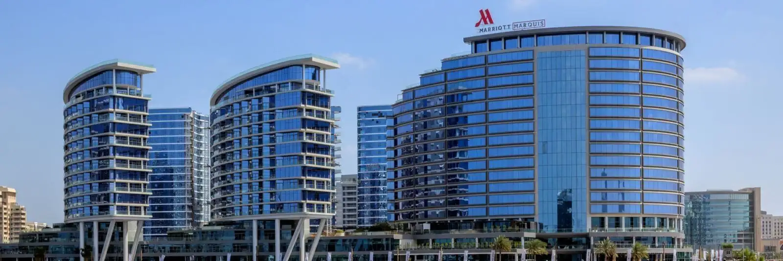 luxury hotel apartments in dubai